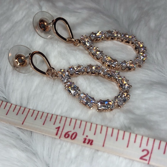 Stunning drop earrings with huge sparkle & style - Picture 8 of 10